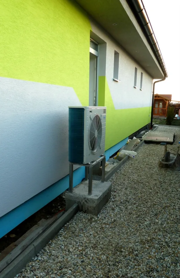Tepelné čerpadlo vzduch voda Daikin Altherma LT 8kW rodinný dom Báhoň