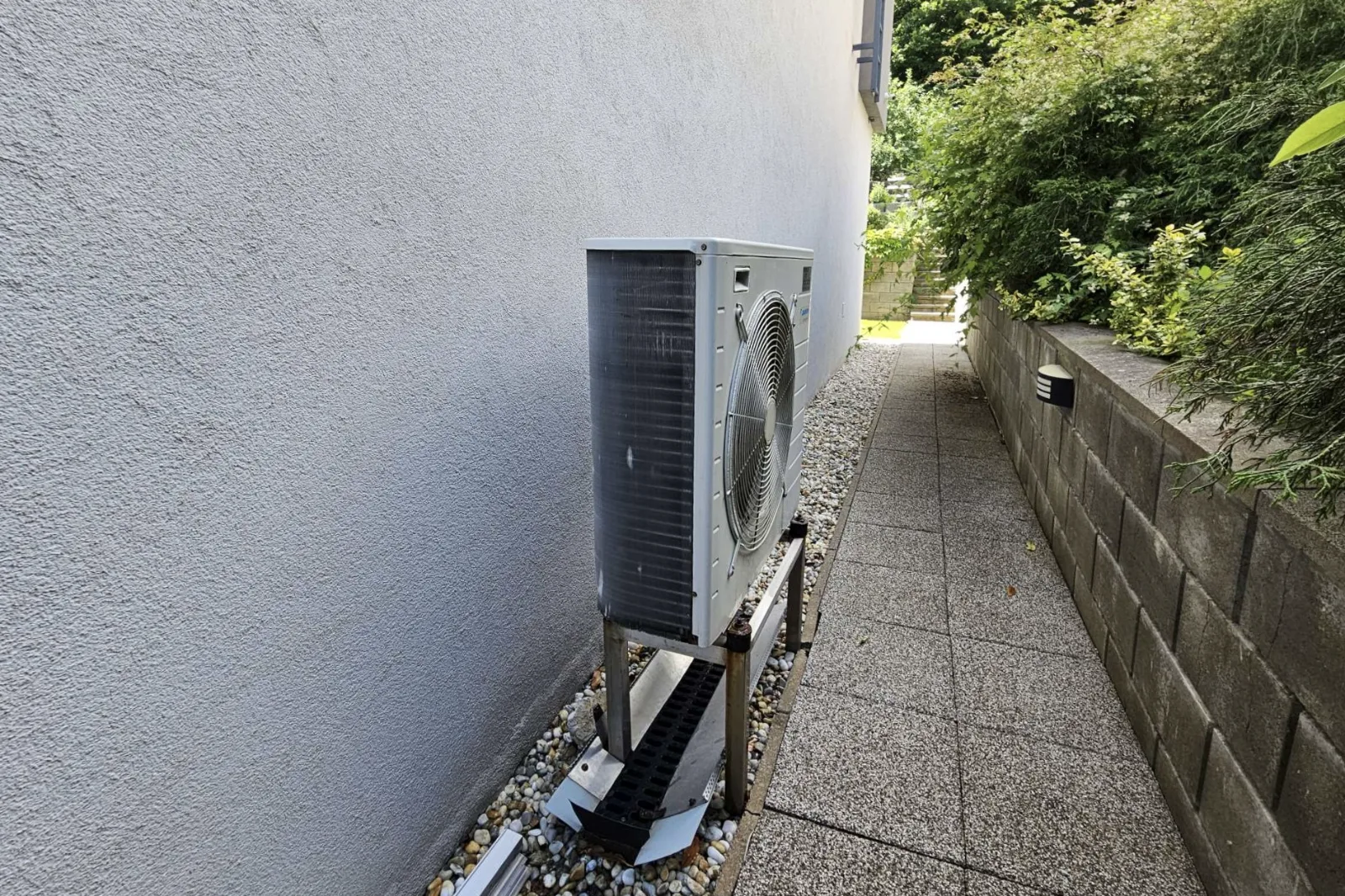 Tepelné čerpadlo vzduch voda Daikin Altherma LT 8kW rodinný dom Banská Bystrica