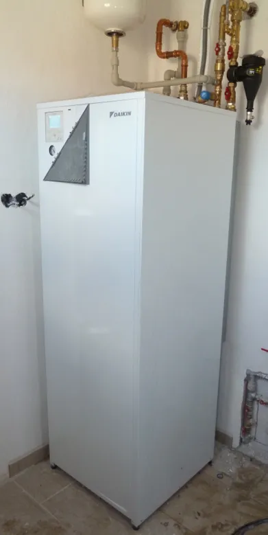 Tepelné čerpadlo vzduch voda Daikin Altherma LT 8kW rodinný dom Belá - Dulice