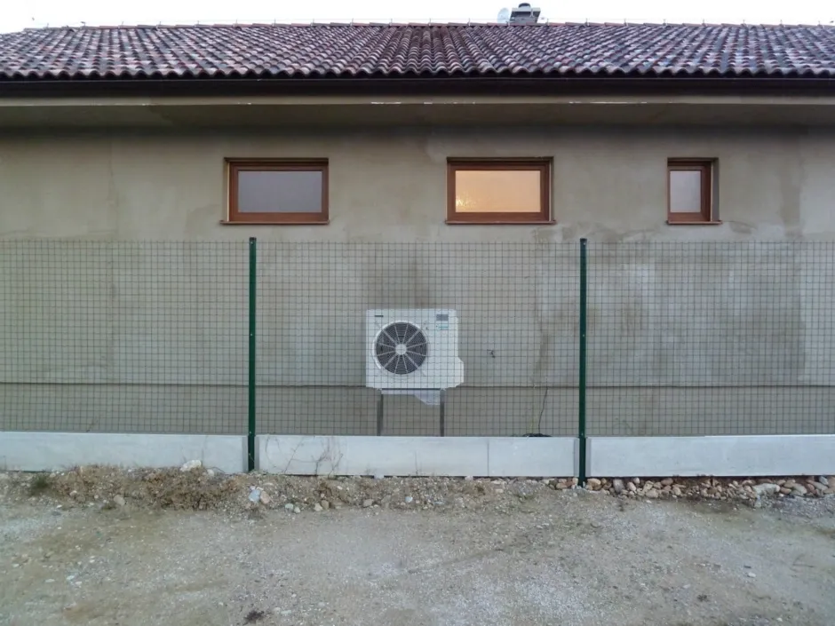 Tepelné čerpadlo vzduch voda Daikin Altherma LT 8kW rodinný dom Bolešov