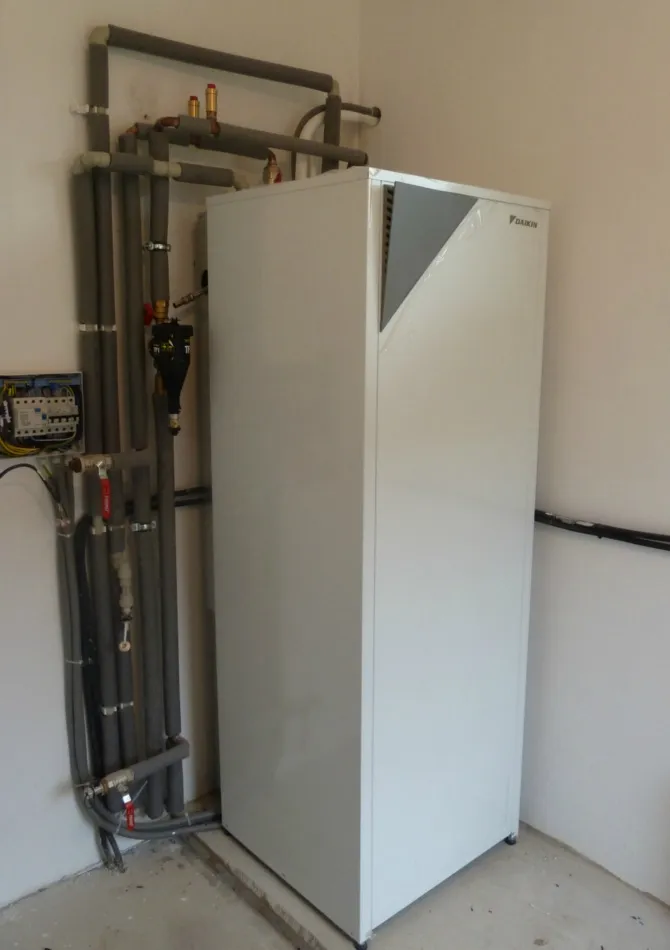 Tepelné čerpadlo vzduch voda Daikin Altherma LT 8kW rodinný dom Borský Mikuláš