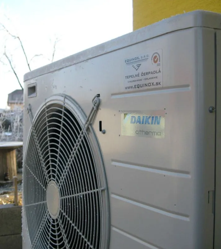 Tepelné čerpadlo vzduch voda Daikin Altherma LT 8kW rodinný dom Brezno