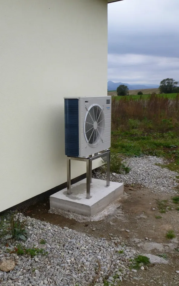 Tepelné čerpadlo vzduch voda Daikin Altherma LT 8kW rodinný dom Bystrička
