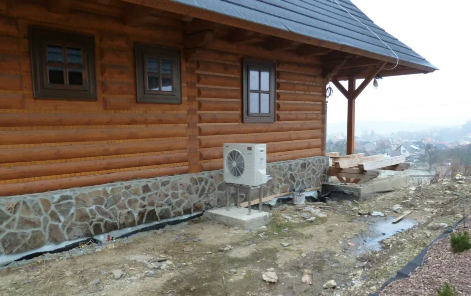 Tepelné čerpadlo vzduch voda Daikin Altherma LT 8kW rodinný dom Chalúpkovo