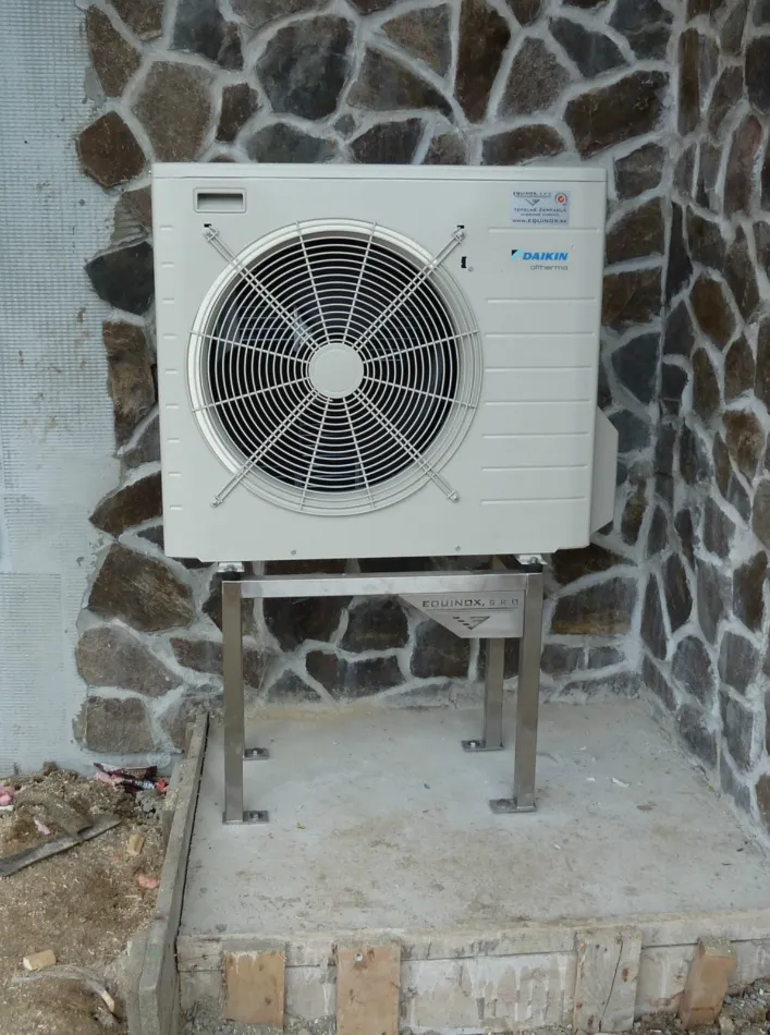 Tepelné čerpadlo vzduch voda Daikin Altherma LT 8kW rodinný dom Chalúpkovo