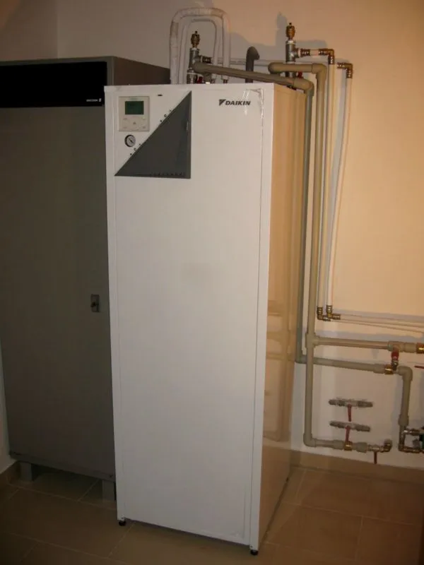 Tepelné čerpadlo vzduch voda Daikin Altherma LT 8kW rodinný dom Divina