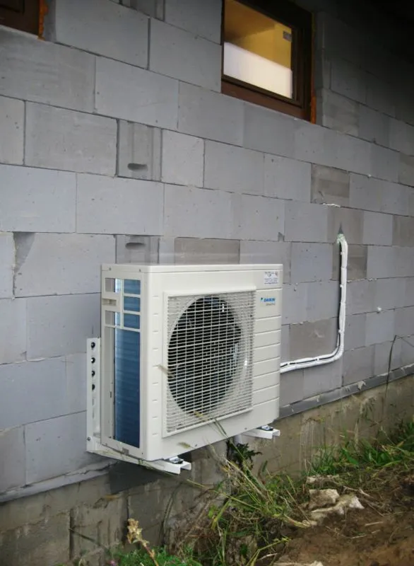 Tepelné čerpadlo vzduch voda Daikin Altherma LT 8kW rodinný dom Dolná Breznica 1