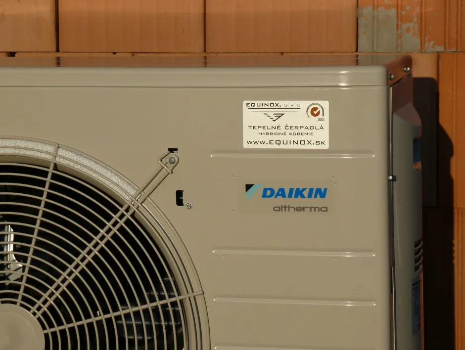 Tepelné čerpadlo vzduch voda Daikin Altherma LT 8kW rodinný dom Dolná Seč