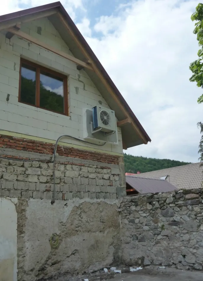 Tepelné čerpadlo vzduch voda Daikin Altherma LT 8kW rodinný dom Dolný Harmanec