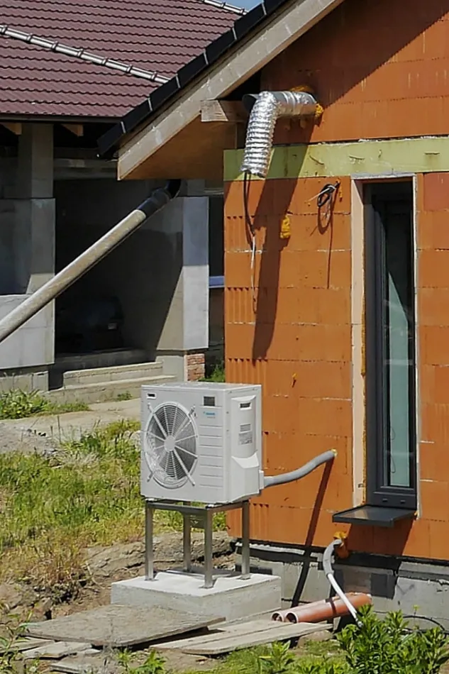 Tepelné čerpadlo vzduch voda Daikin Altherma LT 8kW rodinný dom Dyčka