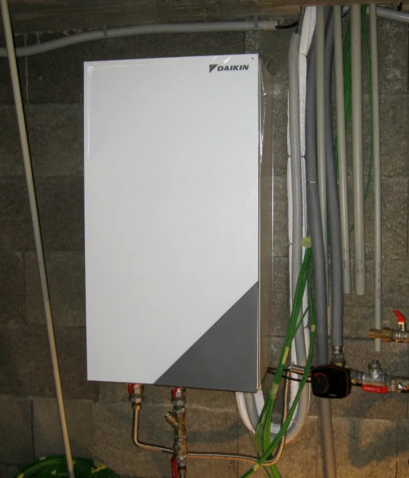 Tepelné čerpadlo vzduch voda Daikin Altherma LT 8kW rodinný dom Fintice