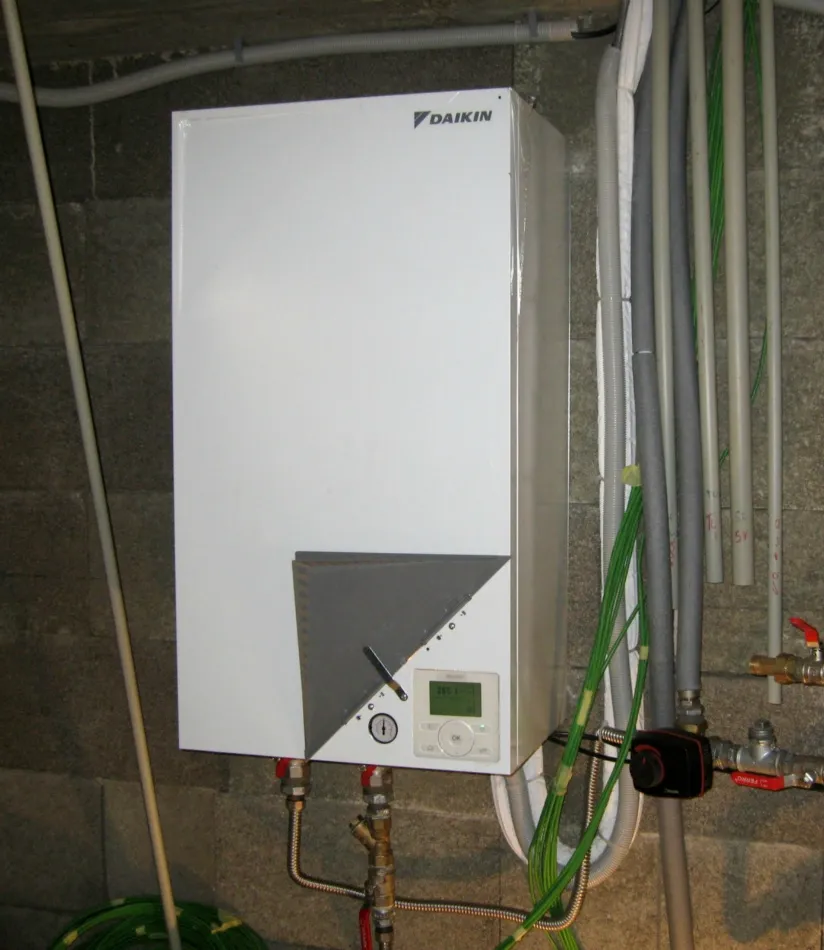 Tepelné čerpadlo vzduch voda Daikin Altherma LT 8kW rodinný dom Fintice