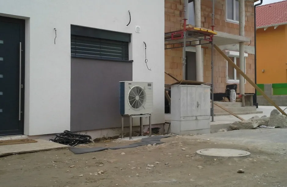 Tepelné čerpadlo vzduch voda Daikin Altherma LT 8kW rodinný dom Groß-Enzersdorf