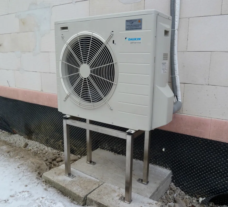 Tepelné čerpadlo vzduch voda Daikin Altherma LT 8kW rodinný dom Hiadeľ