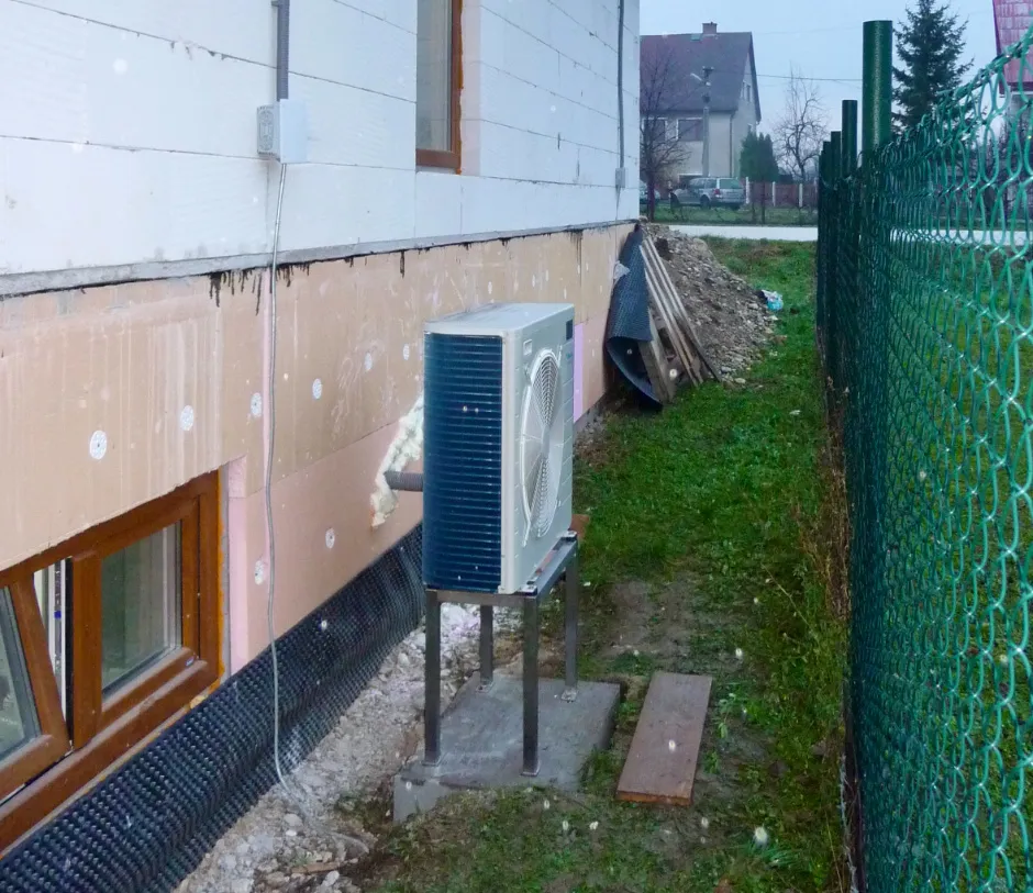 Tepelné čerpadlo vzduch voda Daikin Altherma LT 8kW rodinný dom Horné Vestenice