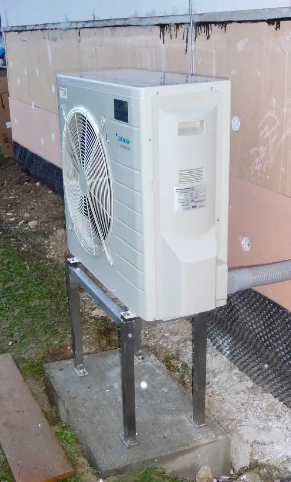 Tepelné čerpadlo vzduch voda Daikin Altherma LT 8kW rodinný dom Horné Vestenice