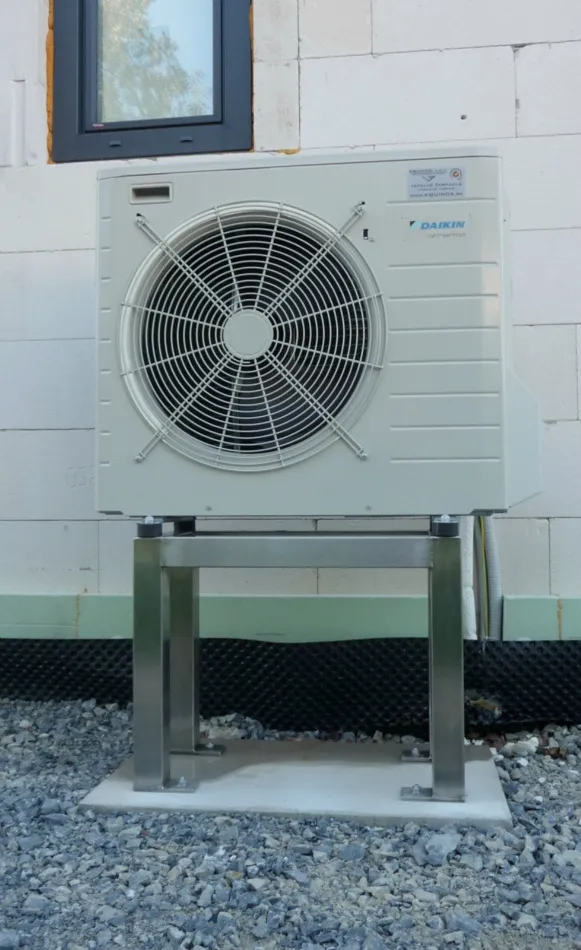 Tepelné čerpadlo vzduch voda Daikin Altherma LT 8kW rodinný dom Hrabkov