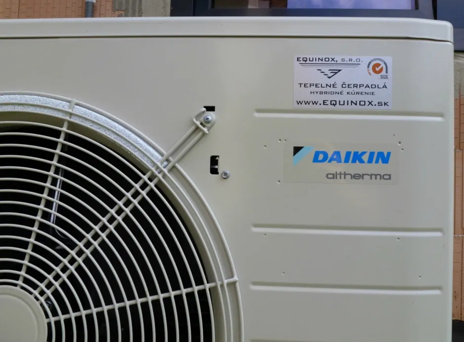 Tepelné čerpadlo vzduch voda Daikin Altherma LT 8kW rodinný dom Hubová