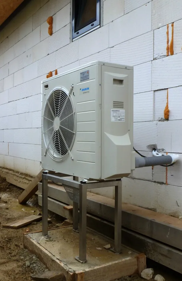 Tepelné čerpadlo vzduch voda Daikin Altherma LT 8kW rodinný dom Klčov