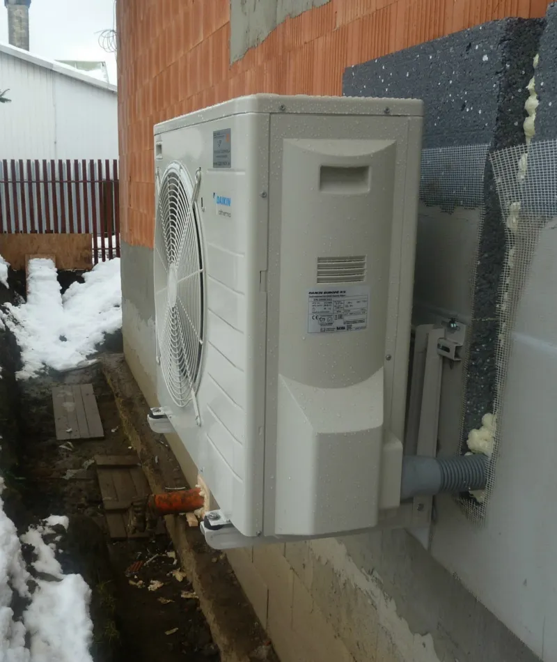 Tepelné čerpadlo vzduch voda Daikin Altherma LT 8kW rodinný dom Krasno nad Kysucou