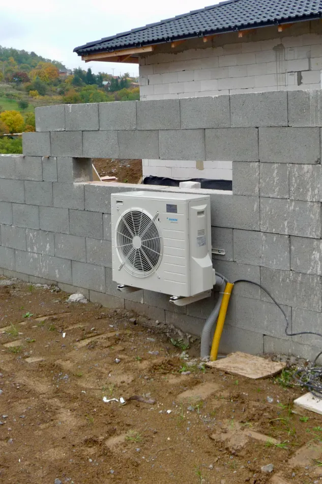 Tepelné čerpadlo vzduch voda Daikin Altherma LT 8kW rodinný dom Krupina