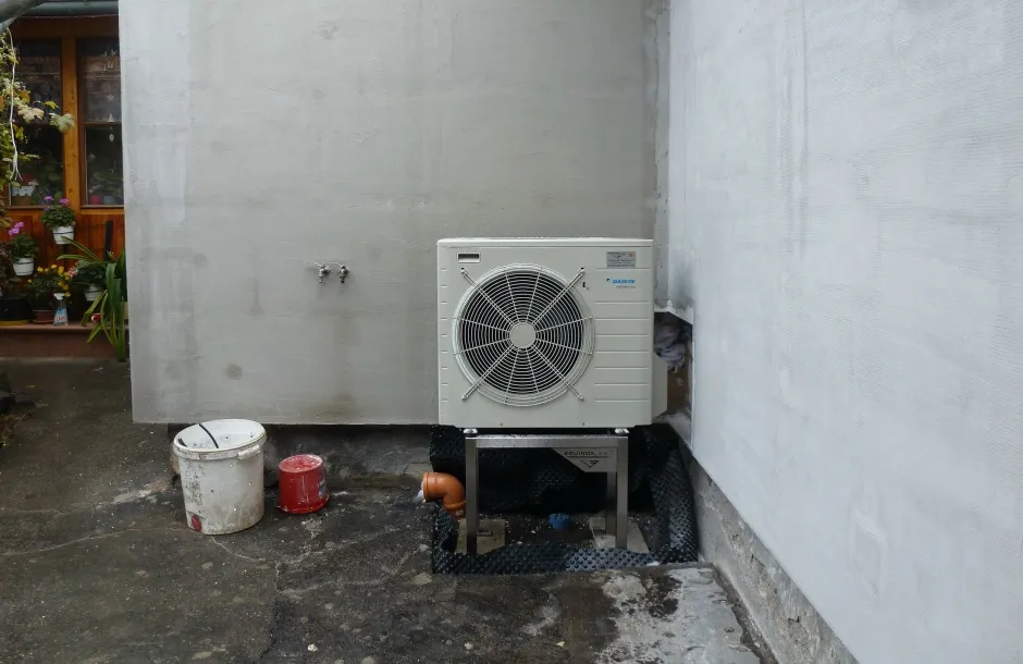 Tepelné čerpadlo vzduch voda Daikin Altherma LT 8kW rodinný dom Krupina