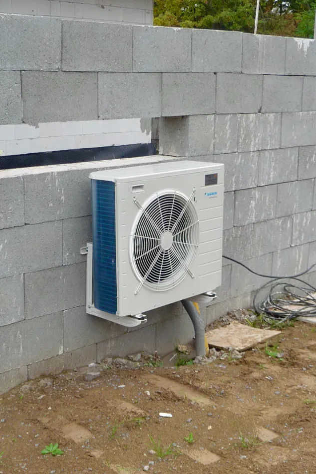 Tepelné čerpadlo vzduch voda Daikin Altherma LT 8kW rodinný dom Krupina