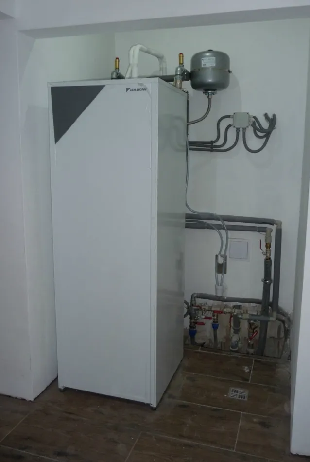 Tepelné čerpadlo vzduch voda Daikin Altherma LT 8kW rodinný dom Liptovská Štiavnica
