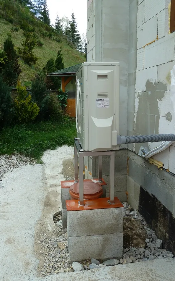 Tepelné čerpadlo vzduch voda Daikin Altherma LT 8kW rodinný dom Liptovské Revúce