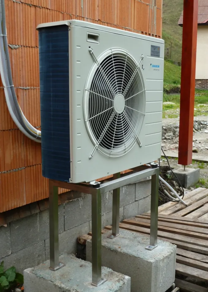Tepelné čerpadlo vzduch voda Daikin Altherma LT 8kW rodinný dom Liptovské Revúce