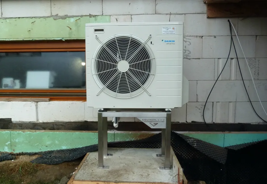 Tepelné čerpadlo vzduch voda Daikin Altherma LT 8kW rodinný dom Liptovský Peter