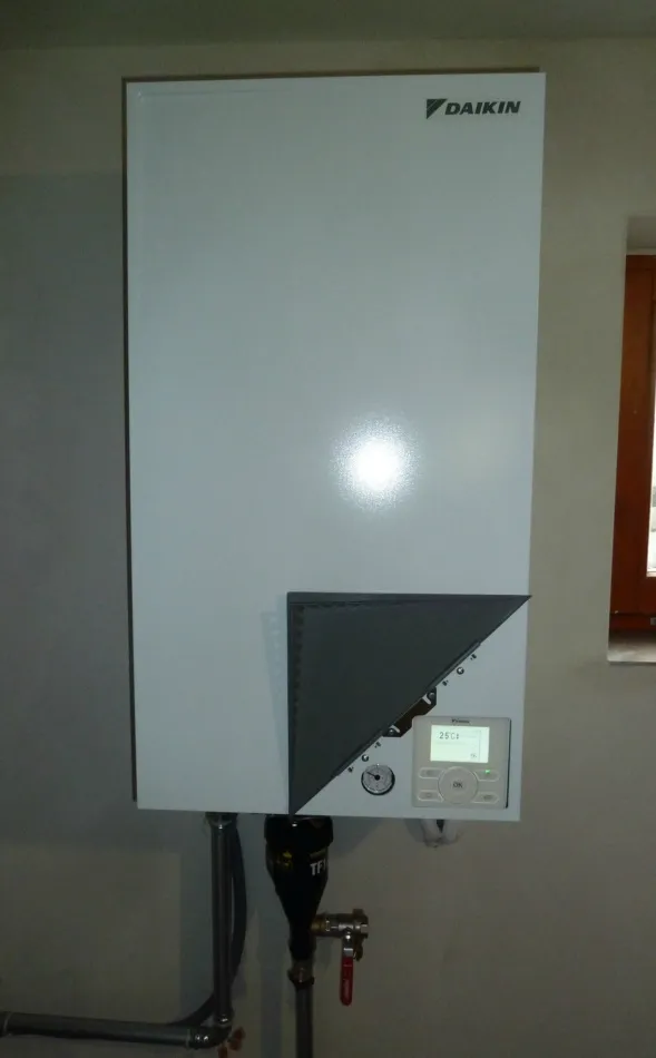 Tepelné čerpadlo vzduch voda Daikin Altherma LT 8kW rodinný dom Liptovský Peter