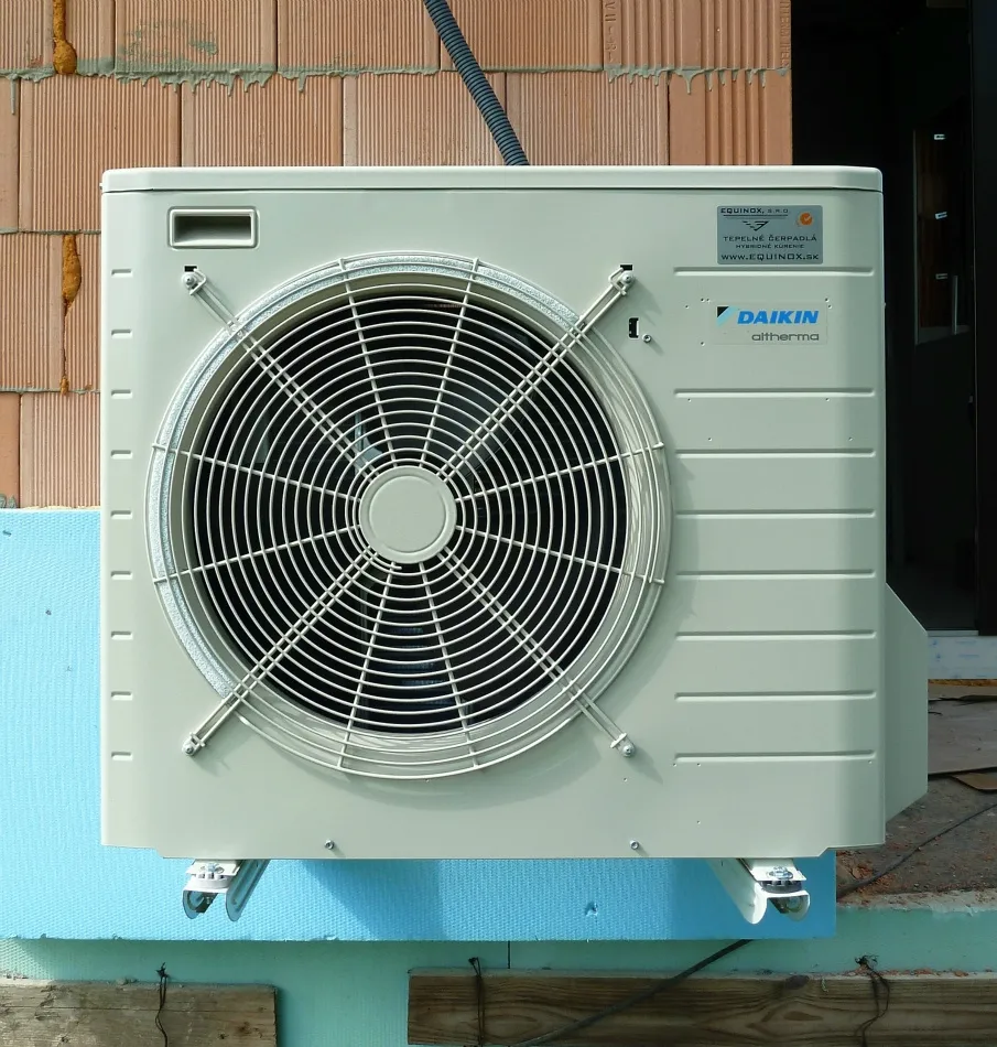 Tepelné čerpadlo vzduch voda Daikin Altherma LT 8kW rodinný dom Lučenec