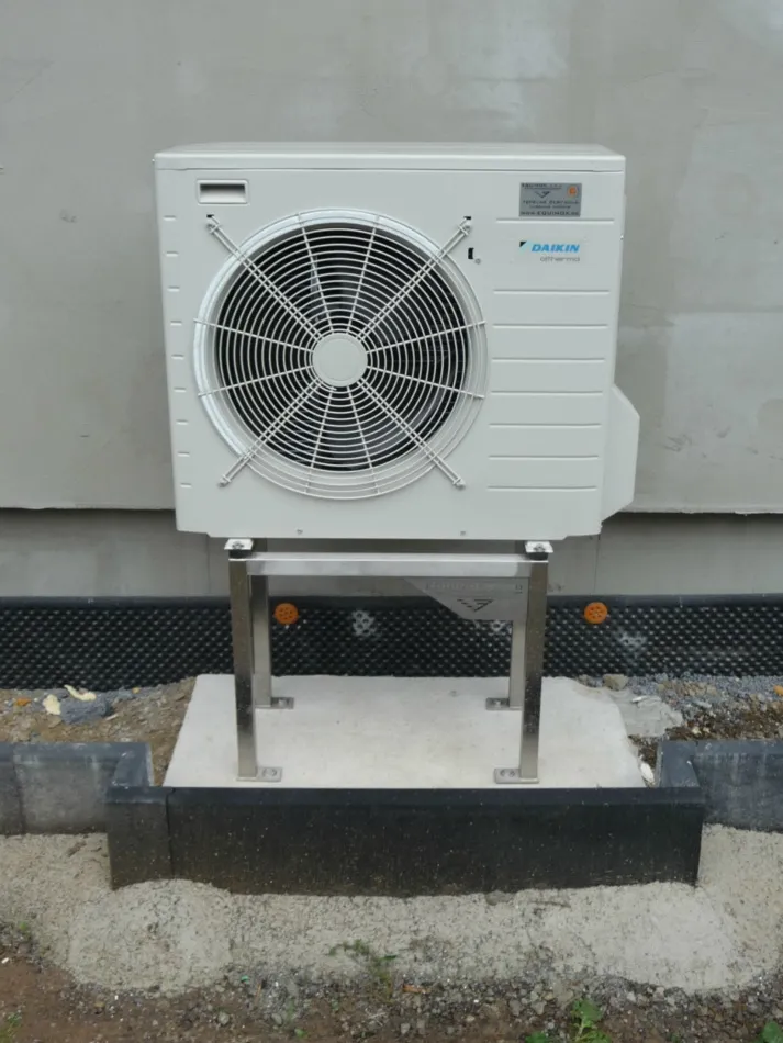 Tepelné čerpadlo vzduch voda Daikin Altherma LT 8kW rodinný dom Lutila