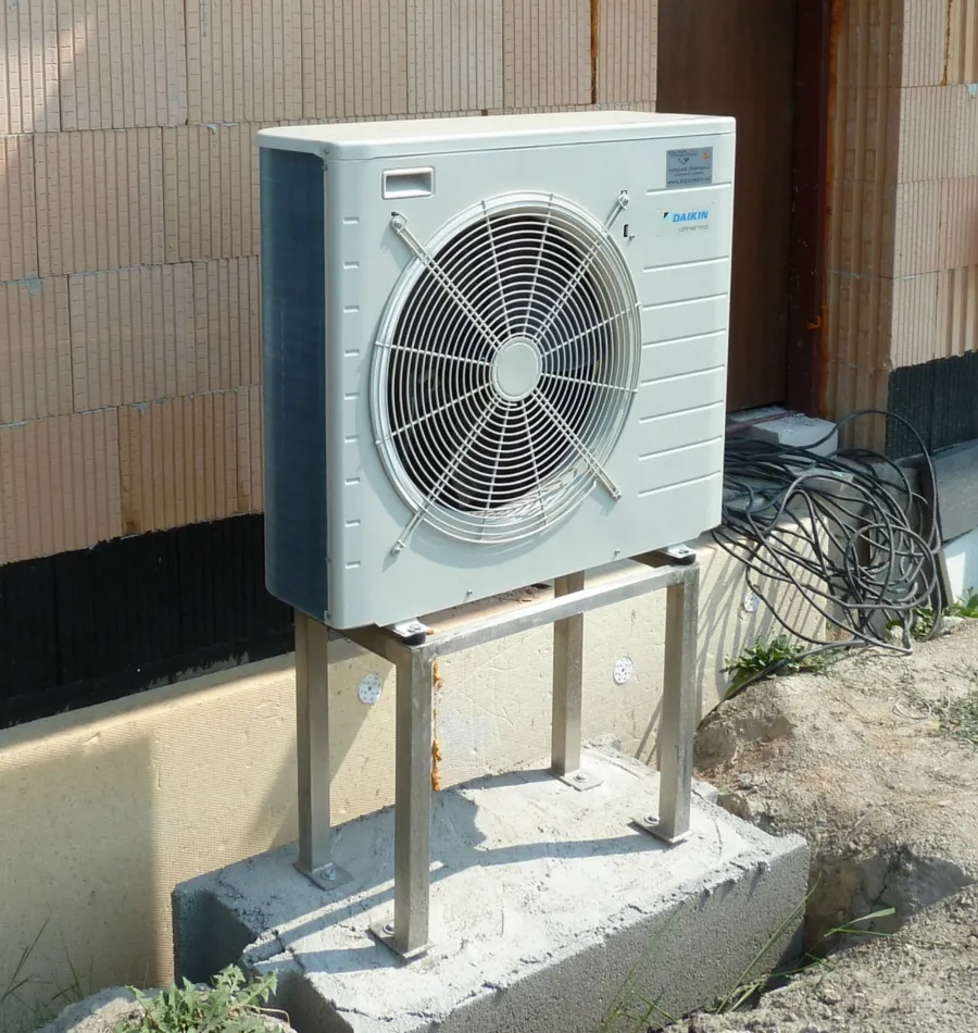 Tepelné čerpadlo vzduch voda Daikin Altherma LT 8kW rodinný dom Macov