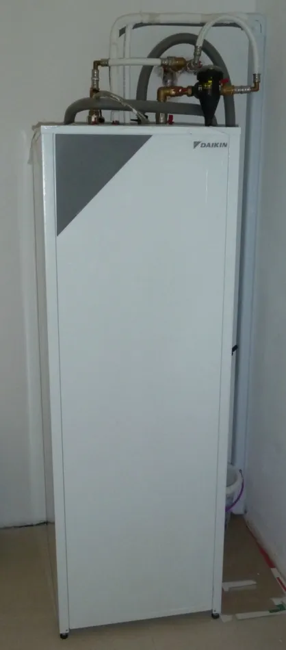 Tepelné čerpadlo vzduch voda Daikin Altherma LT 8kW rodinný dom Macov