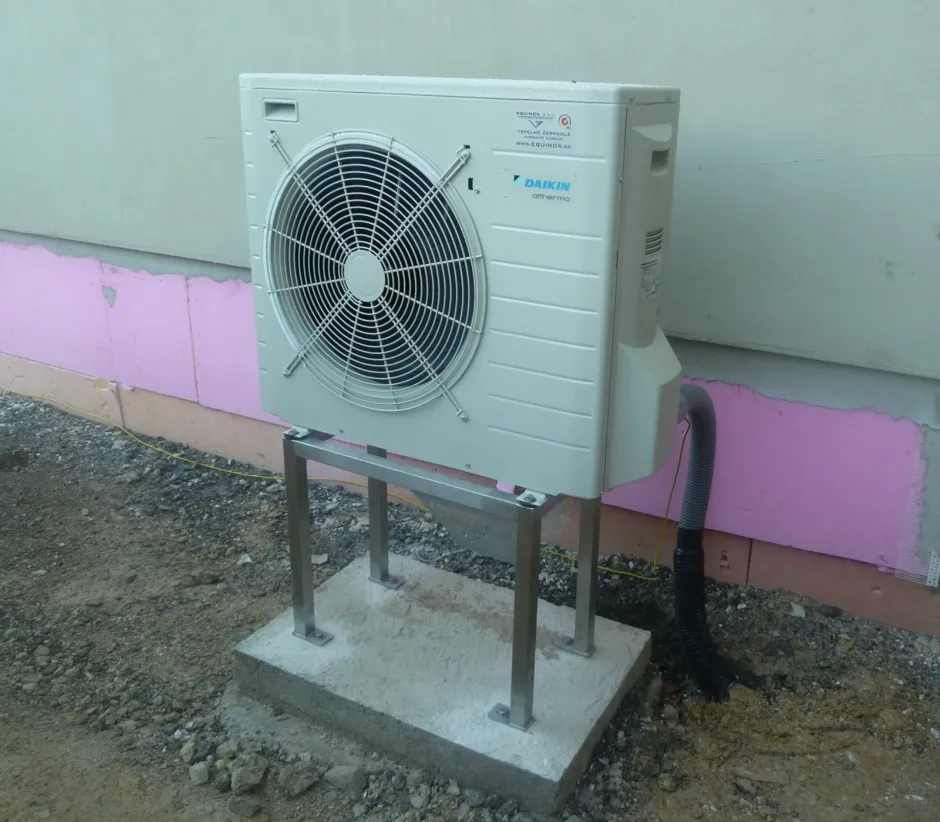 Tepelné čerpadlo vzduch voda Daikin Altherma LT 8kW rodinný dom Malachov