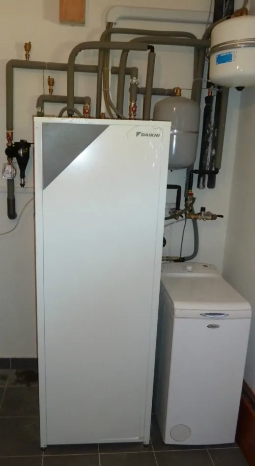 Tepelné čerpadlo vzduch voda Daikin Altherma LT 8kW rodinný dom Malachov