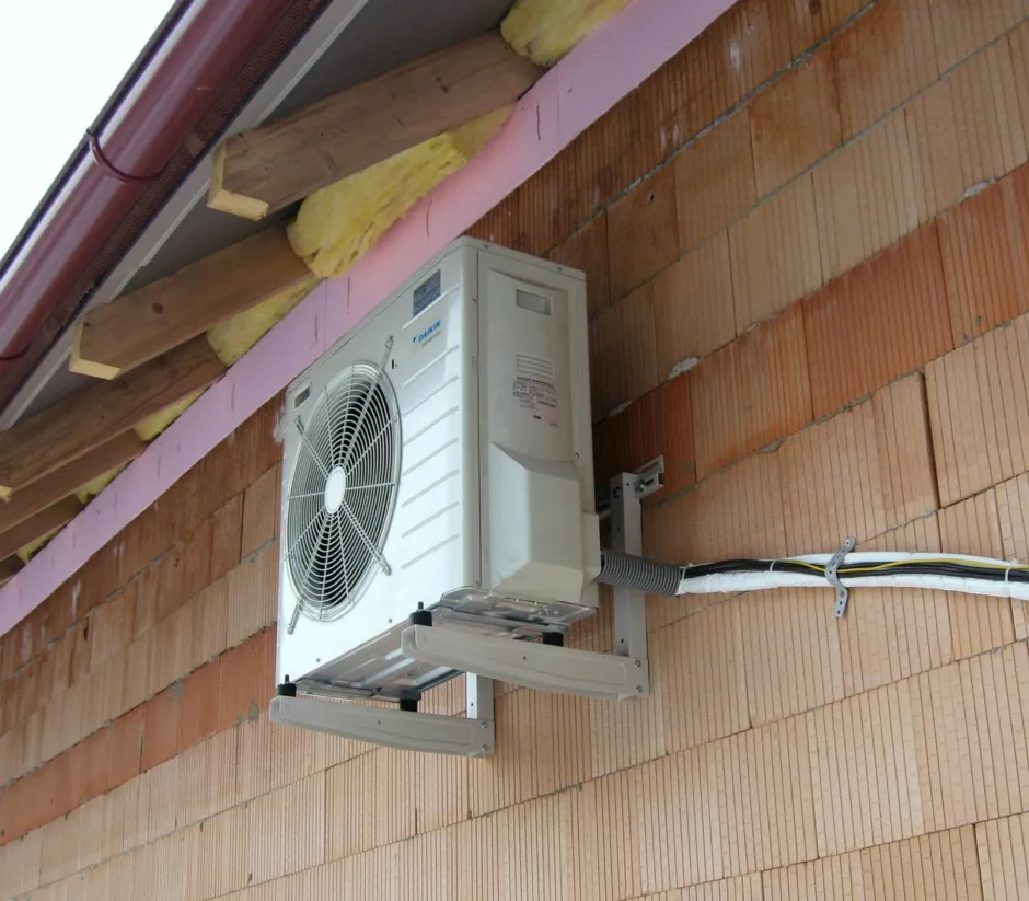 Tepelné čerpadlo vzduch voda Daikin Altherma LT 8kW rodinný dom Malachov