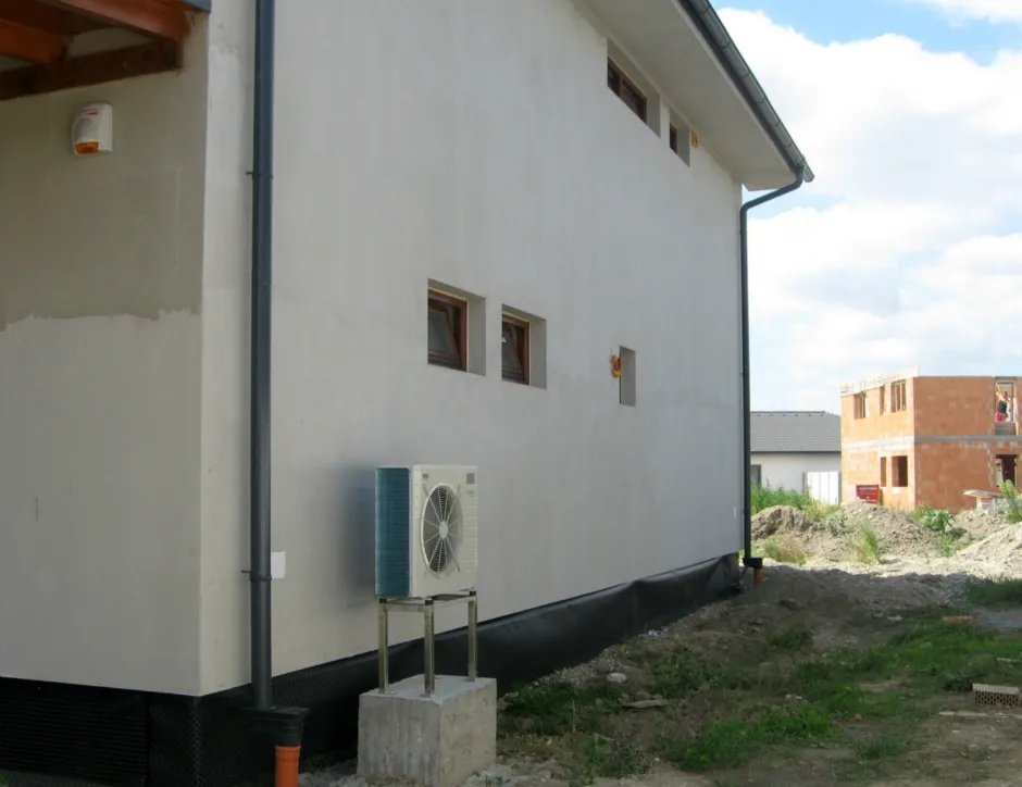 Tepelné čerpadlo vzduch voda Daikin Altherma LT 8kW rodinný dom Malinovo