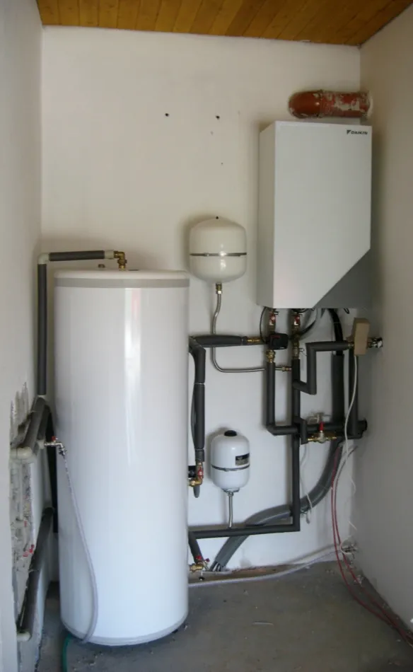 Tepelné čerpadlo vzduch voda Daikin Altherma LT 8kW rodinný dom Malinovo