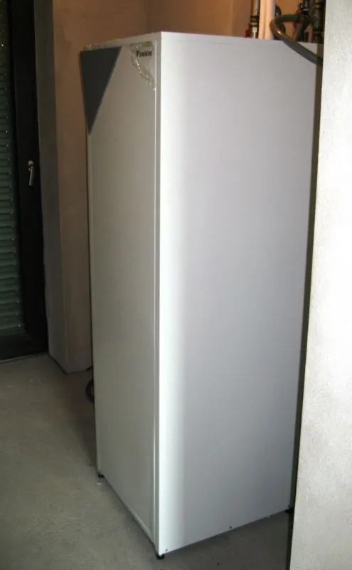 Tepelné čerpadlo vzduch voda Daikin Altherma LT 8kW rodinný dom Malý Lapáš