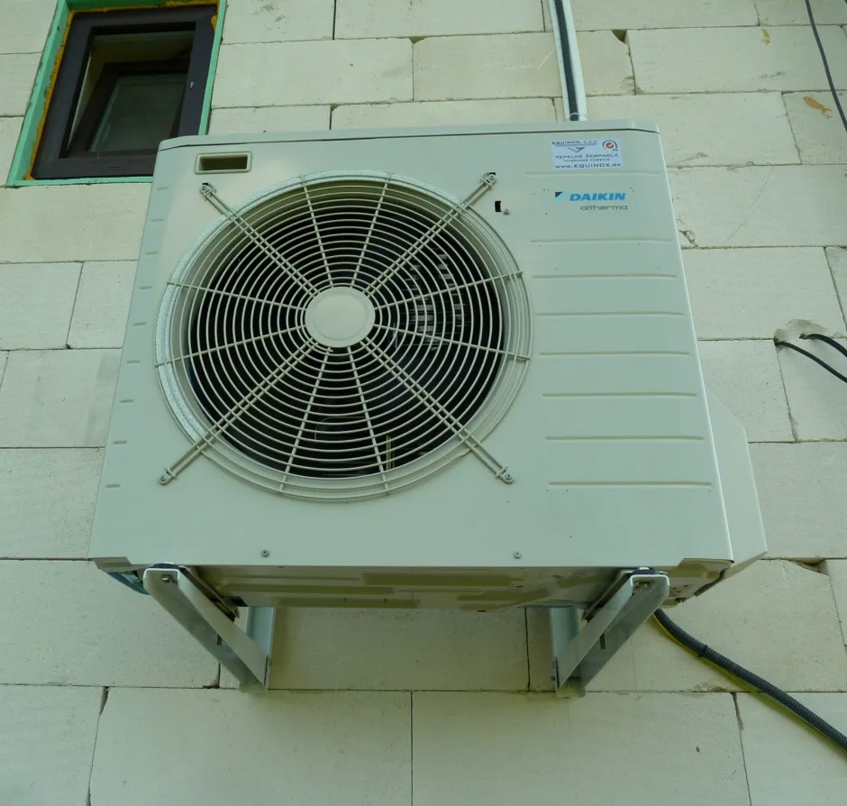 Tepelné čerpadlo vzduch voda Daikin Altherma LT 8kW rodinný dom Malý Šariš