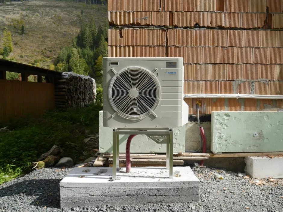 Tepelné čerpadlo vzduch voda Daikin Altherma LT 8kW rodinný dom Nižná Boca