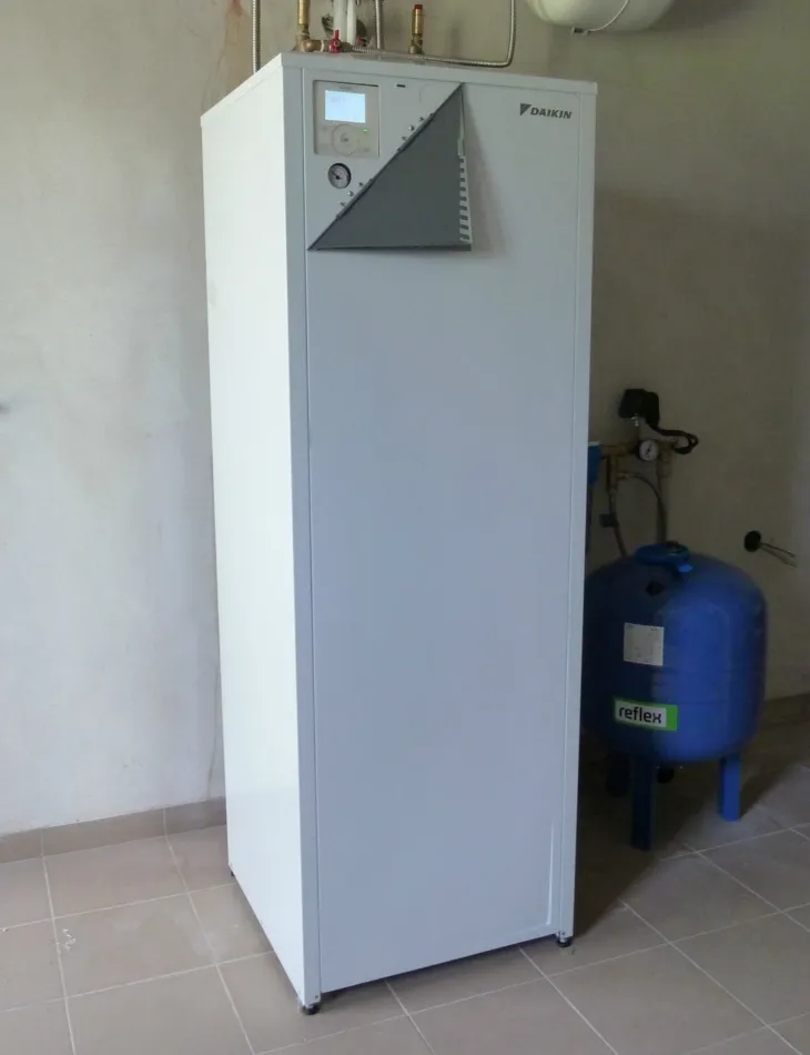 Tepelné čerpadlo vzduch voda Daikin Altherma LT 8kW rodinný dom Odorín