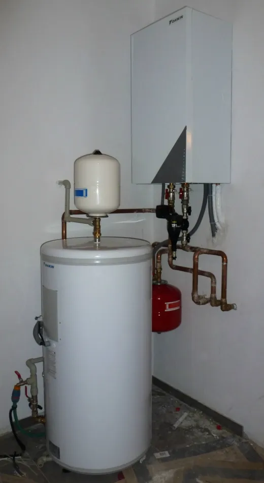 Tepelné čerpadlo vzduch voda Daikin Altherma LT 8kW rodinný dom Oravské Veselé