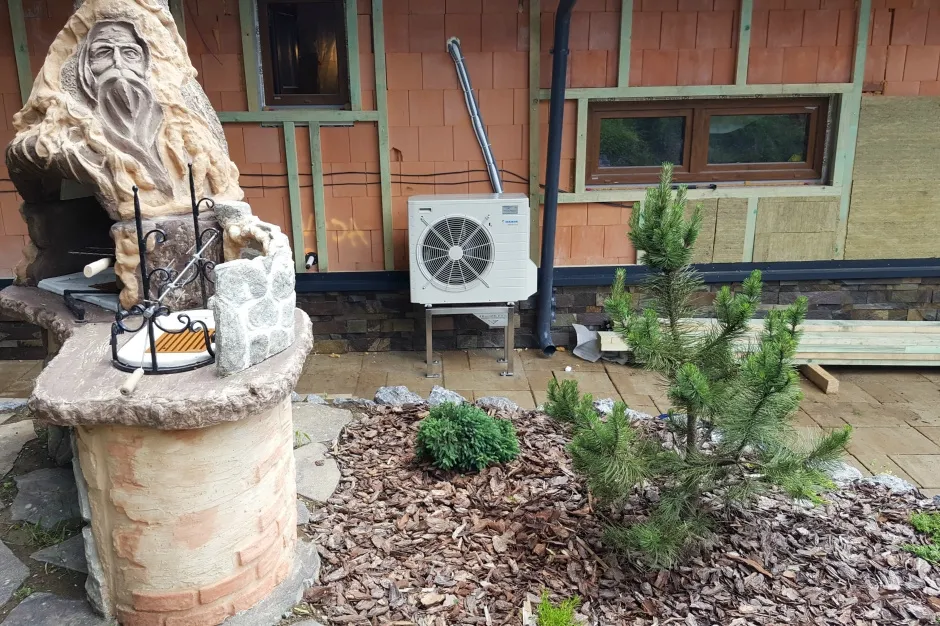 Tepelné čerpadlo vzduch voda Daikin Altherma LT 8kW rodinný dom Oravský Podzámok