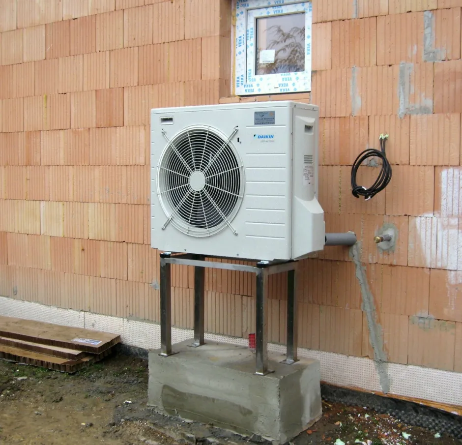 Tepelné čerpadlo vzduch voda Daikin Altherma LT 8kW rodinný dom Orlová