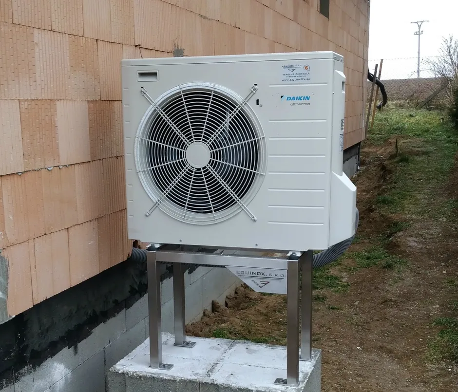 Tepelné čerpadlo vzduch voda Daikin Altherma LT 8kW rodinný dom Párovské Háje
