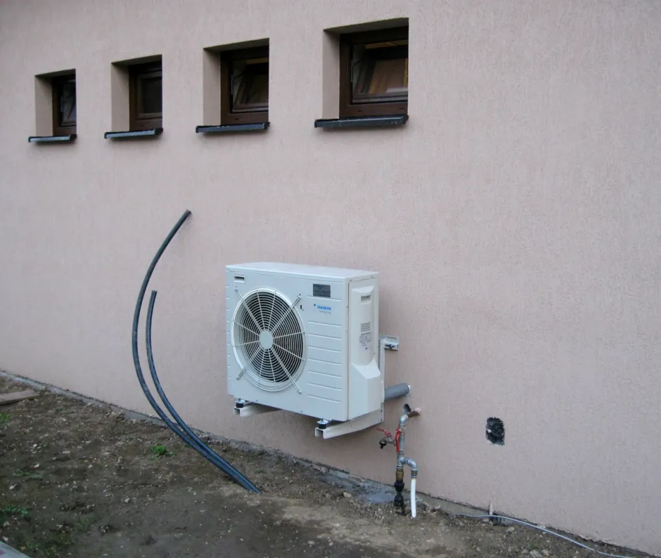 Tepelné čerpadlo vzduch voda Daikin Altherma LT 8kW rodinný dom Podhájska